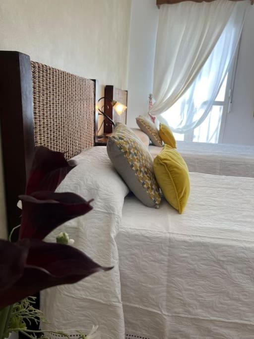 Casa Azalea - Nuevo Alojamiento En Setenil De Las Bodegas Esterno foto