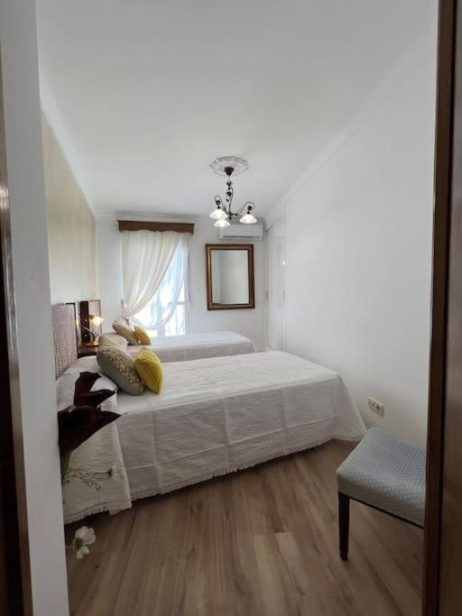 Casa Azalea - Nuevo Alojamiento En Setenil De Las Bodegas Esterno foto
